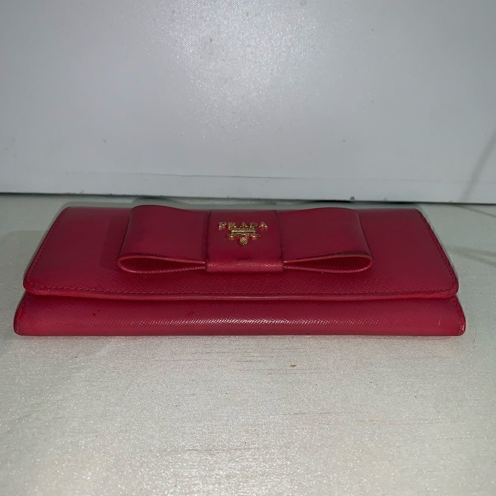 💥AUTHENTIC💥Prada Saffiano Leather Bow Wallet - Picture 5 of 14